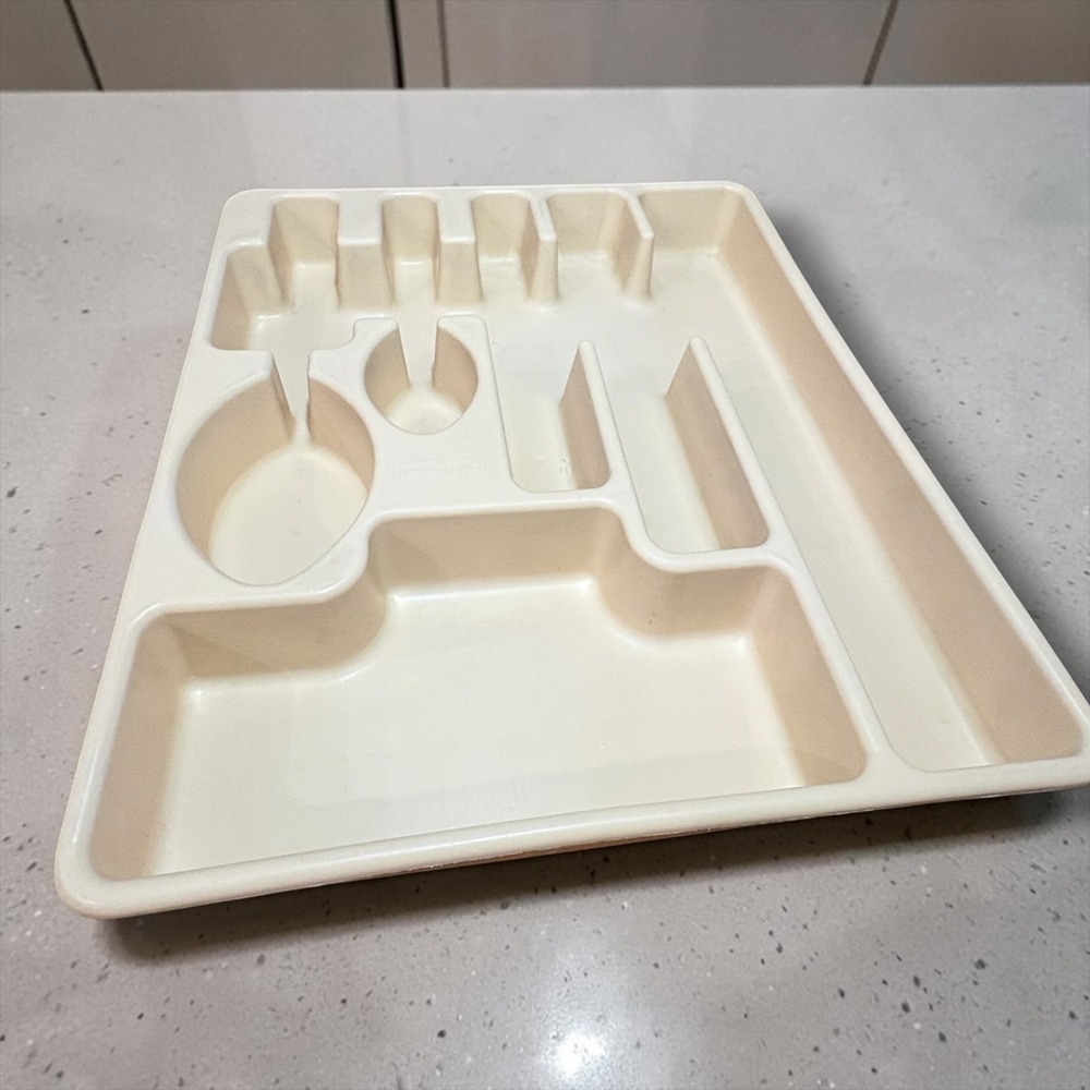 Vintage Rubbermaid Silverware Drawer Organizer Almond Plastic Tray 6 Slot